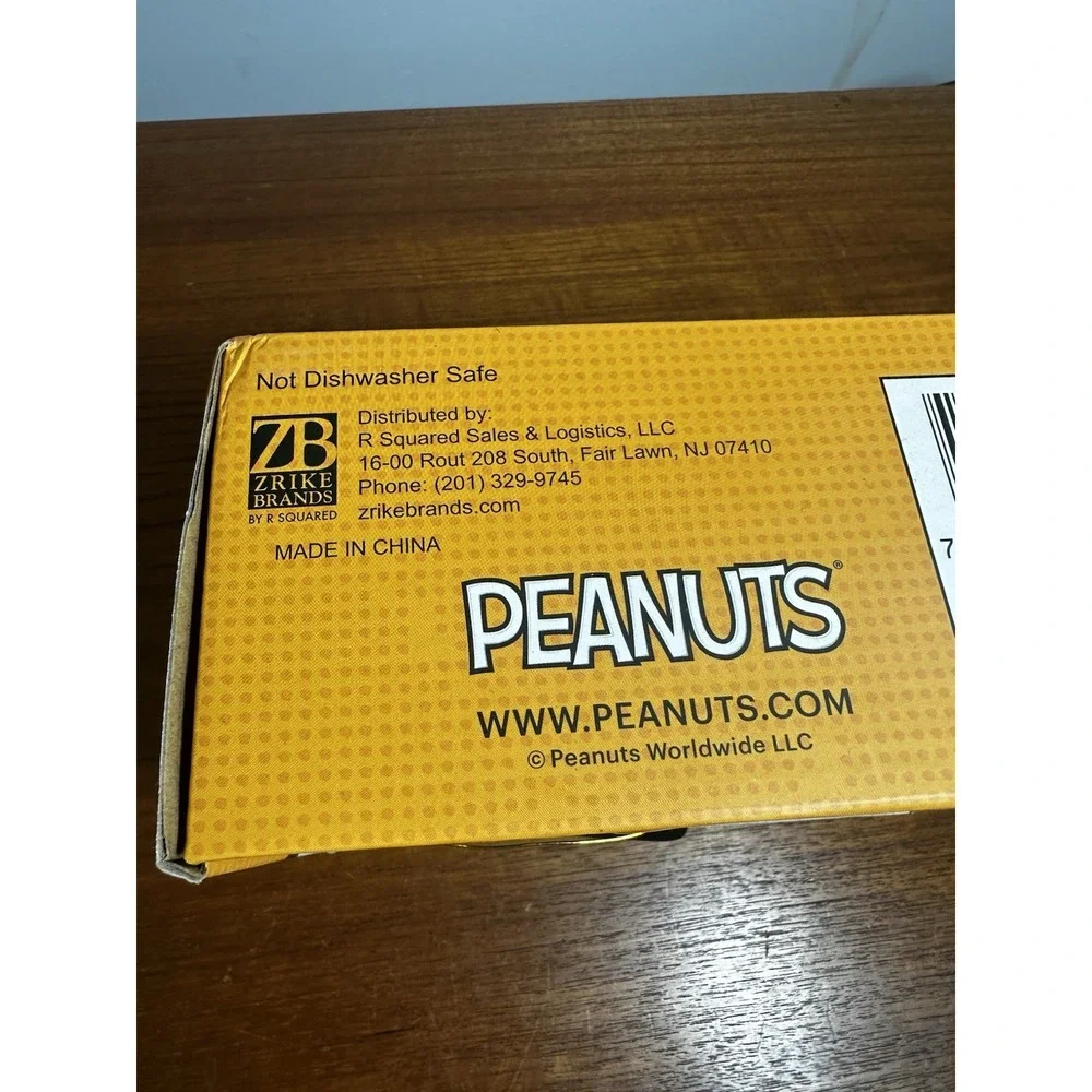 Snoopy - Peanuts new box